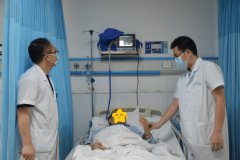 81歲患者股骨頭壞死，人工全髖關(guān)節(jié)置換術(shù)讓其“接軌”新生